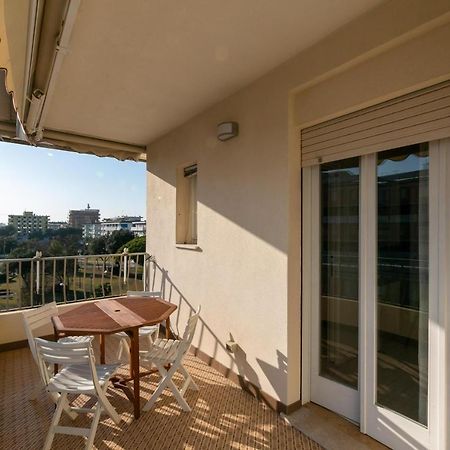 Residence Saint Nicholas Lido di Jesolo Buitenkant foto