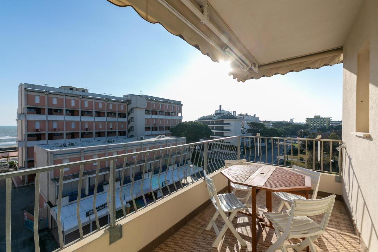 Residence Saint Nicholas Lido di Jesolo Buitenkant foto