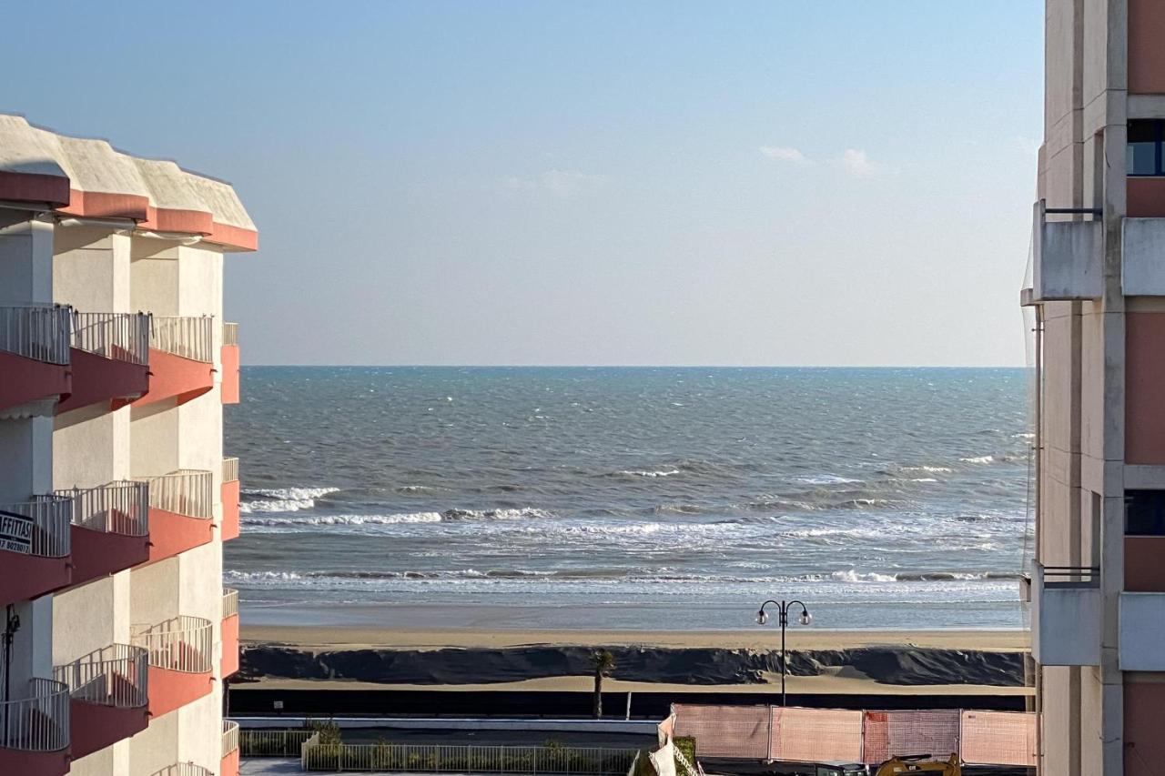 Residence Saint Nicholas Lido di Jesolo Buitenkant foto