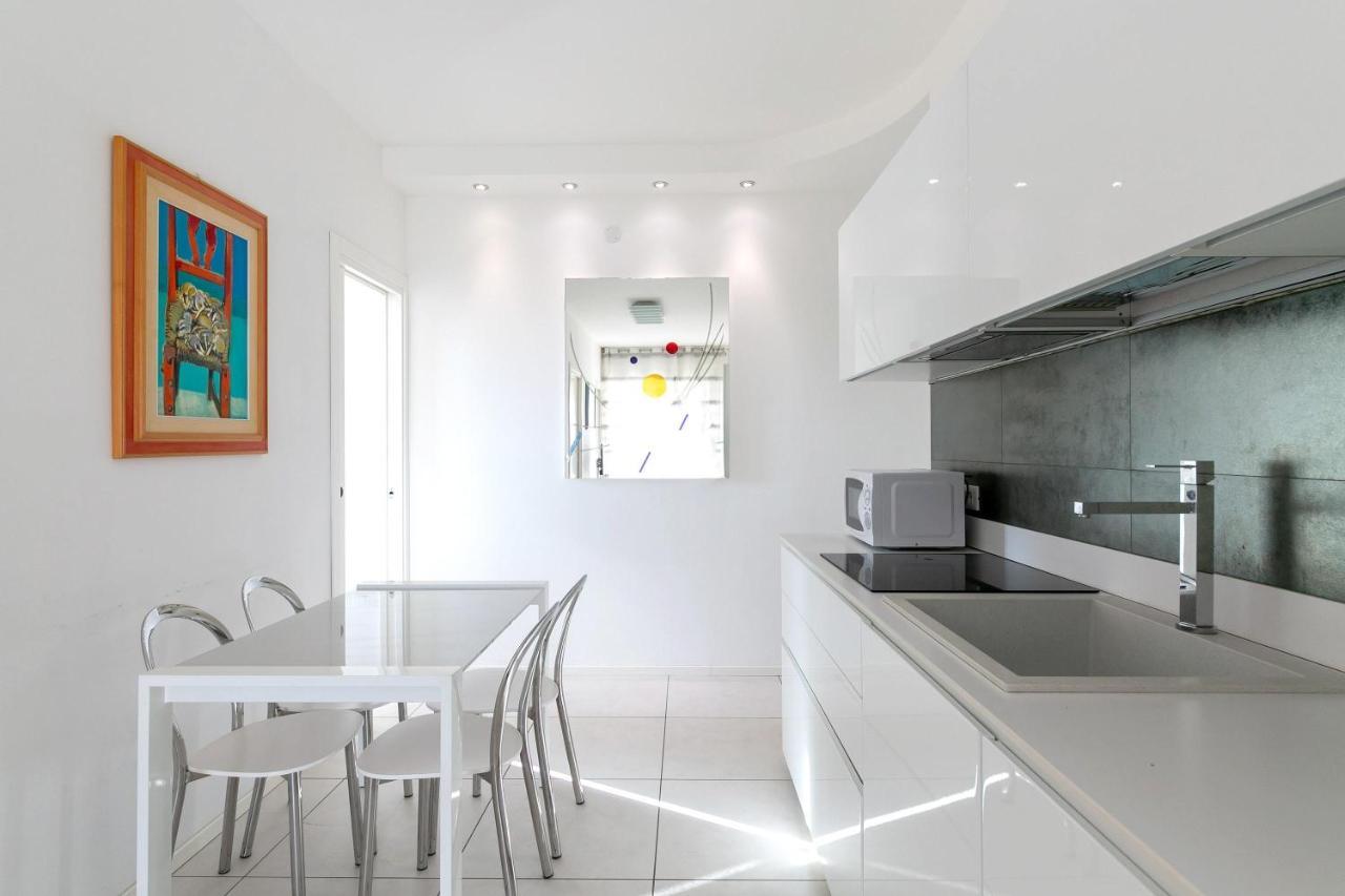 Residence Saint Nicholas Lido di Jesolo Buitenkant foto